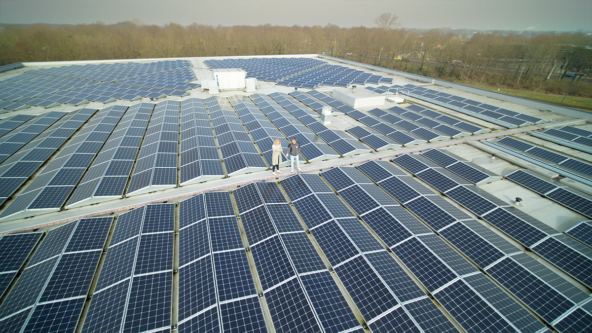 mnh barneveld zonnepanelen